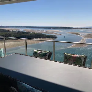 Aparthotel Waves Maroochy River, Maroochydore