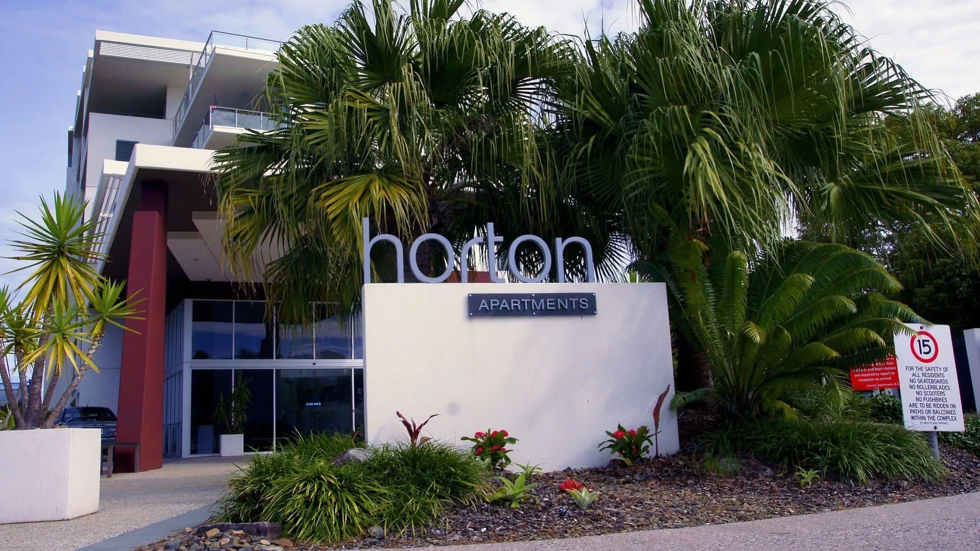 Horton Apartments Maroochydore Aparthotel