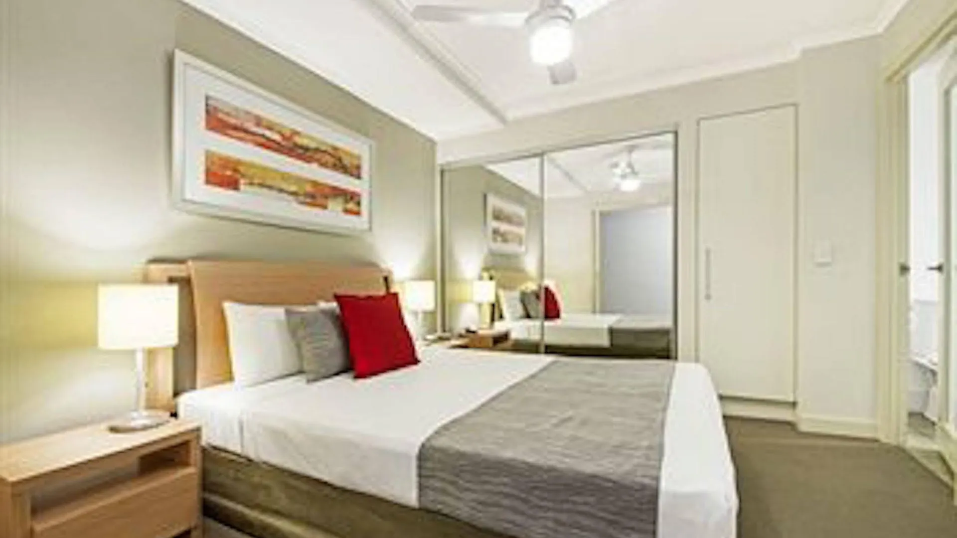Horton Apartments Maroochydore Aparthotel